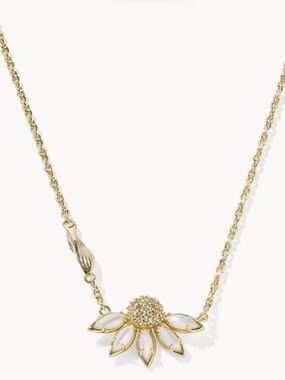 Kendra Scott Anya Flower Short Pendant Necklace in Ivory Mix